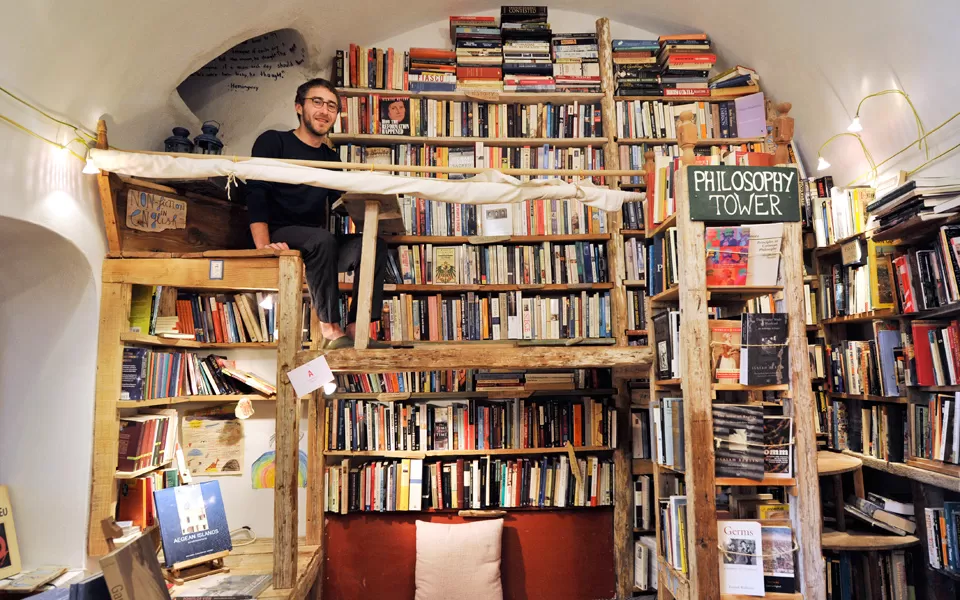 NEW_SANTO_ATLANTIS-BOOKS_01